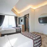 Aslan Corner Алания