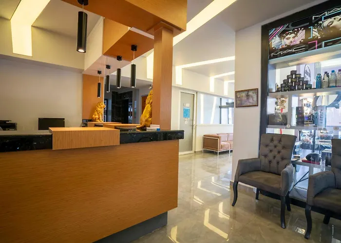 Aslan Corner 阿拉尼亚